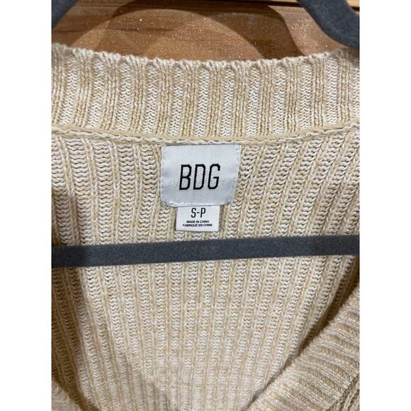 Urban Outfitters Preppy Academia BDG Cropped Tan Button Down Cardigan, S - Picture 2 of 5